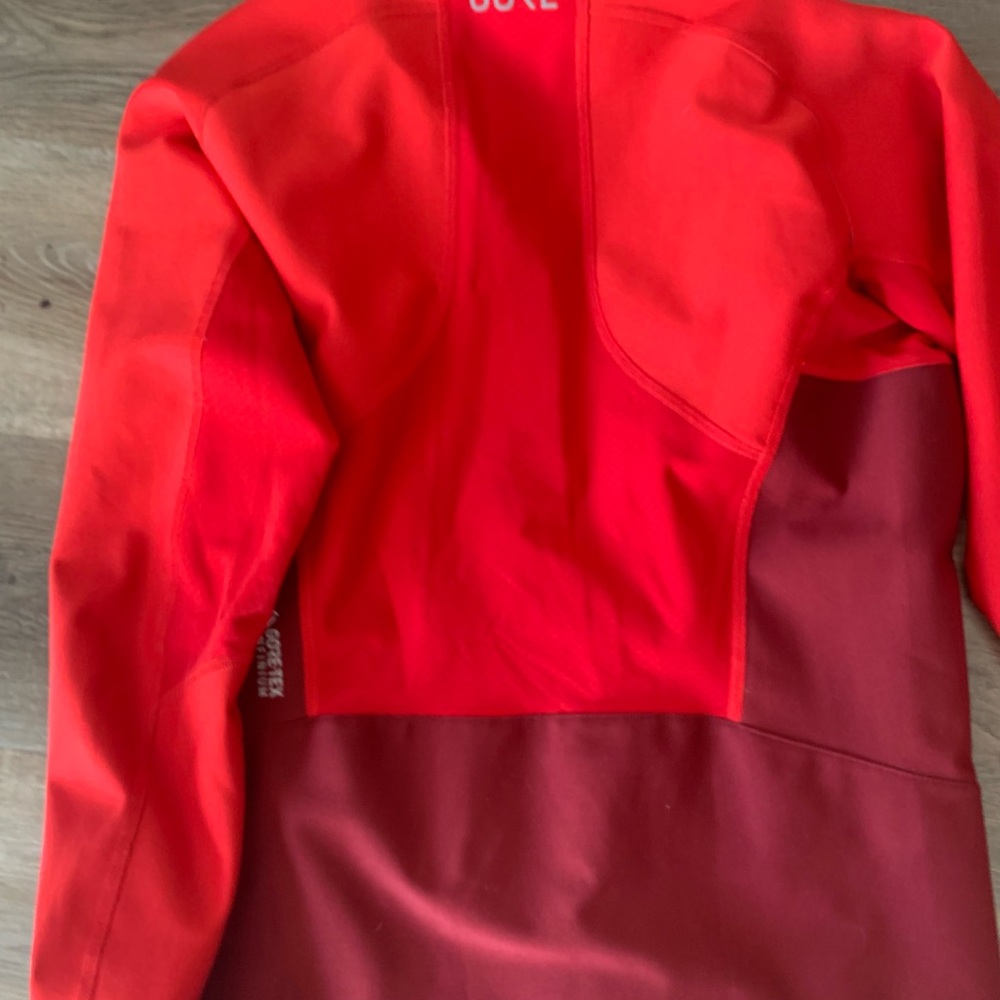 GORE X7 Partial GORE-TEX INFINIUM Jacket - Picture 4 of 4